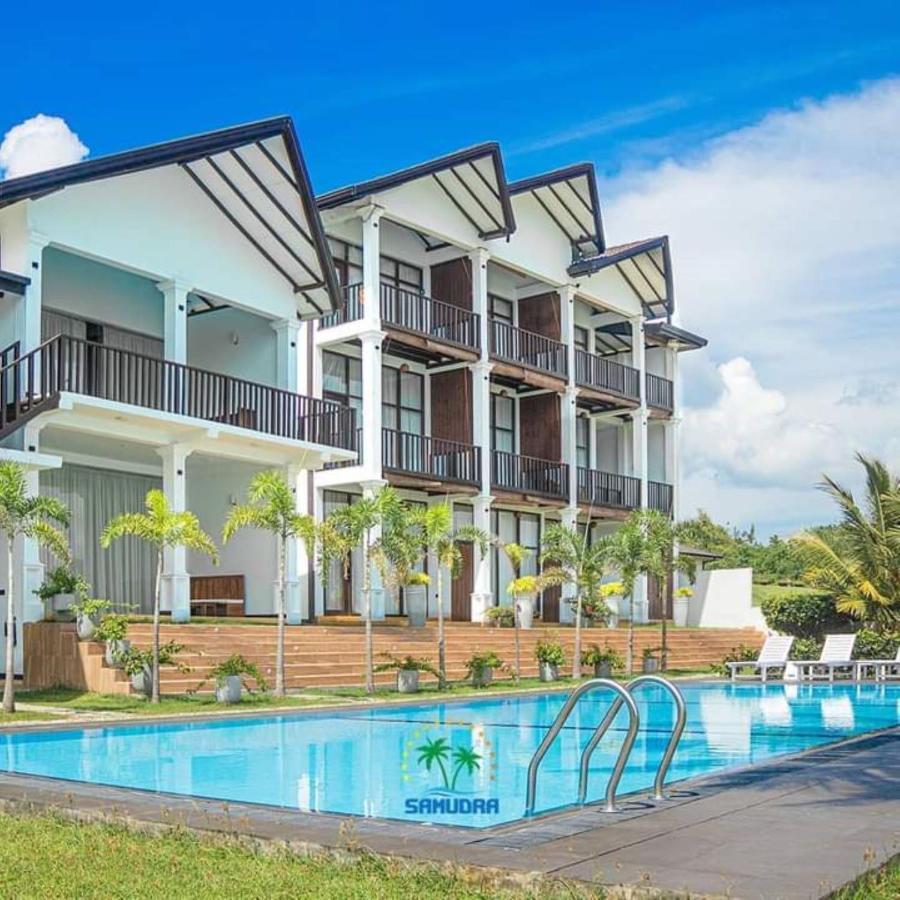 Samudra Beach Resort タンガラ エクステリア 写真
