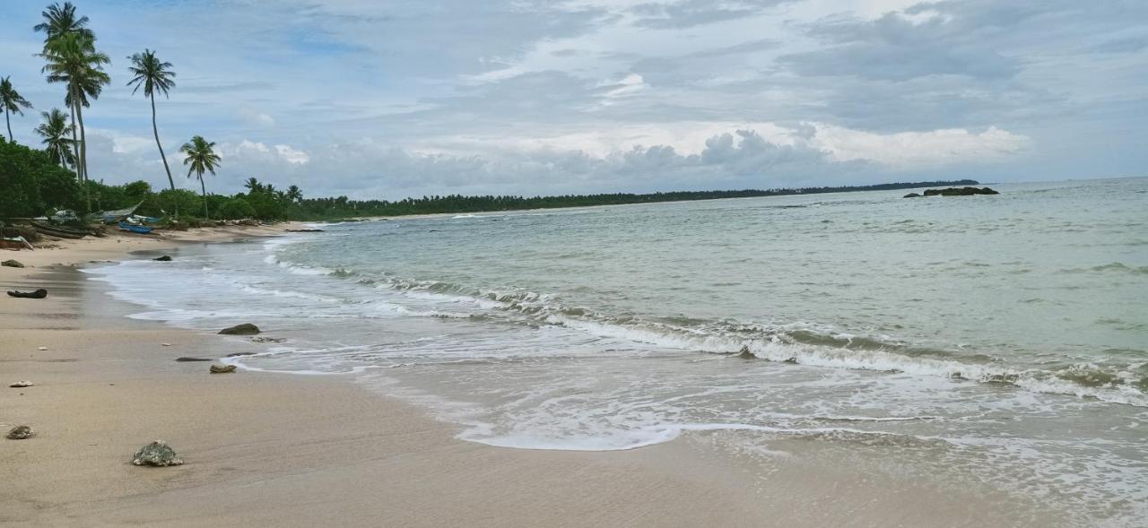Samudra Beach Resort タンガラ エクステリア 写真