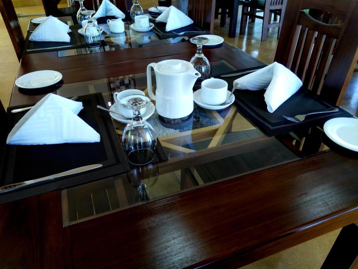 Samudra Beach Resort タンガラ エクステリア 写真