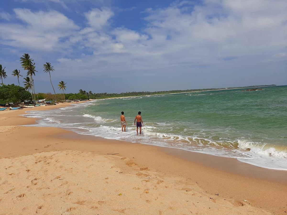 Samudra Beach Resort タンガラ エクステリア 写真